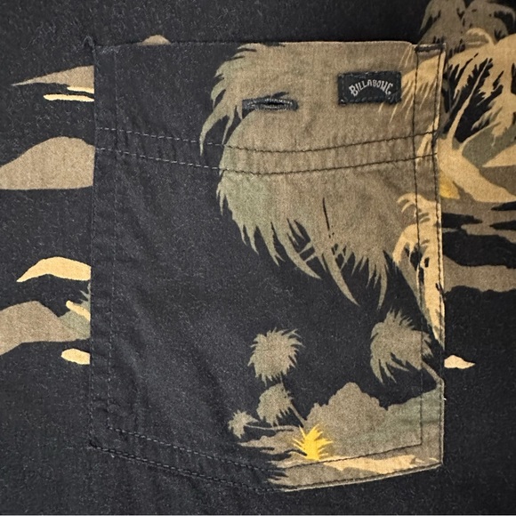 Billabong Mens Tropical Black Button Down Shirt - Picture 9 of 12